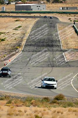 media/Oct-18-2025-Extreme Speed (Sat) [[d6d7e1fef1]]/Group 3 Purple/Session 3 (Turn 1)/